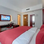 Ξενοδοχείο Dormero Deho 4*