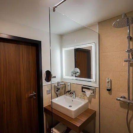 Hotel Dormero Deho 4*