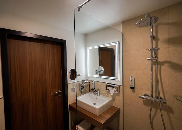 فندق Dormero Deho 4*